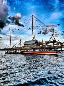 Buru Island Boat Water Indonesia Esplora